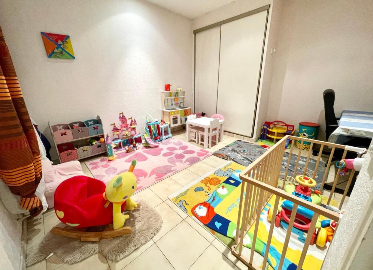 La Casa - Charmante Maison Entre Paris & Disney Noisy-le-Grand Ngoại thất bức ảnh